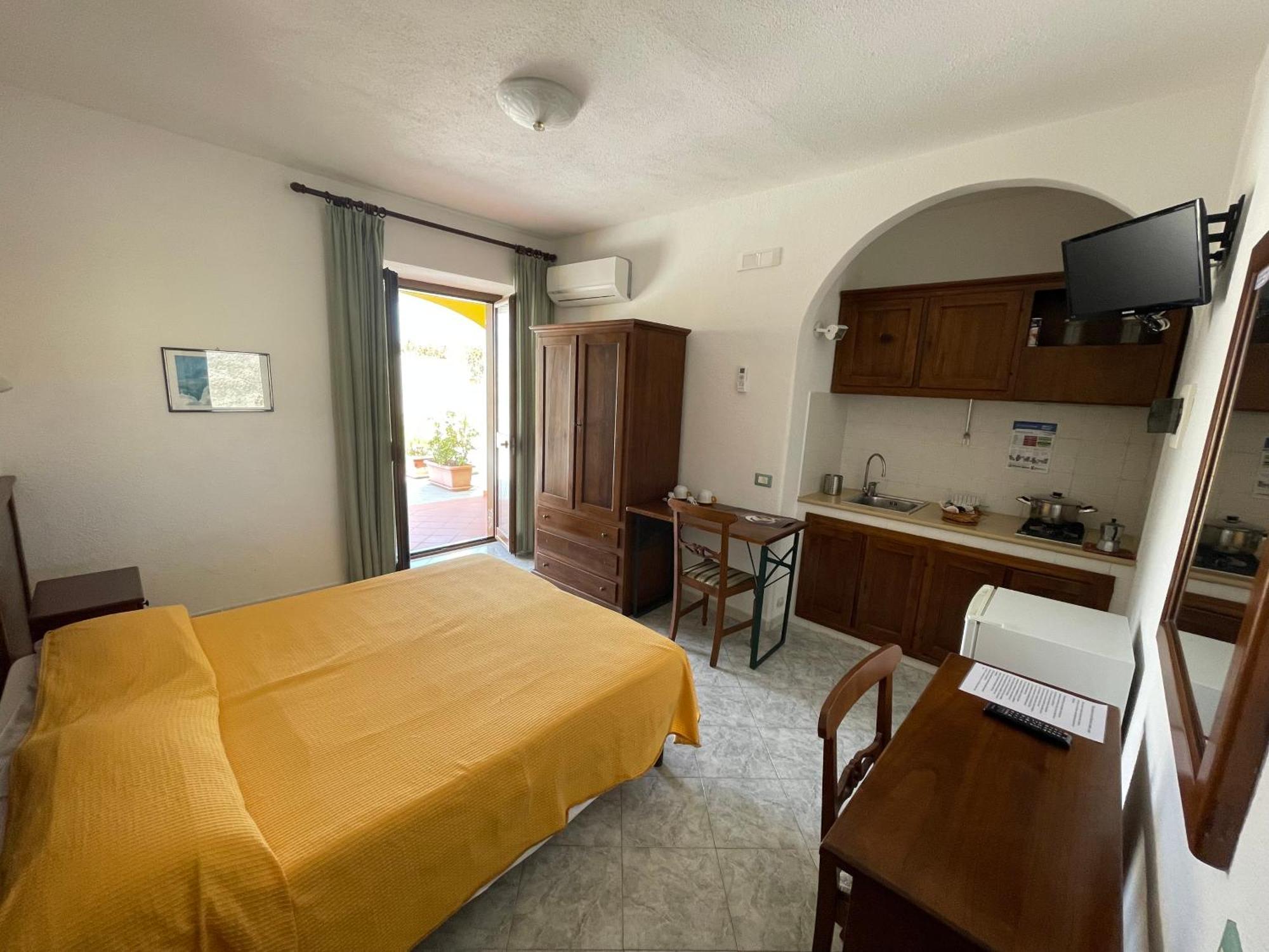Residence Andrea A Mare Forio  Luaran gambar